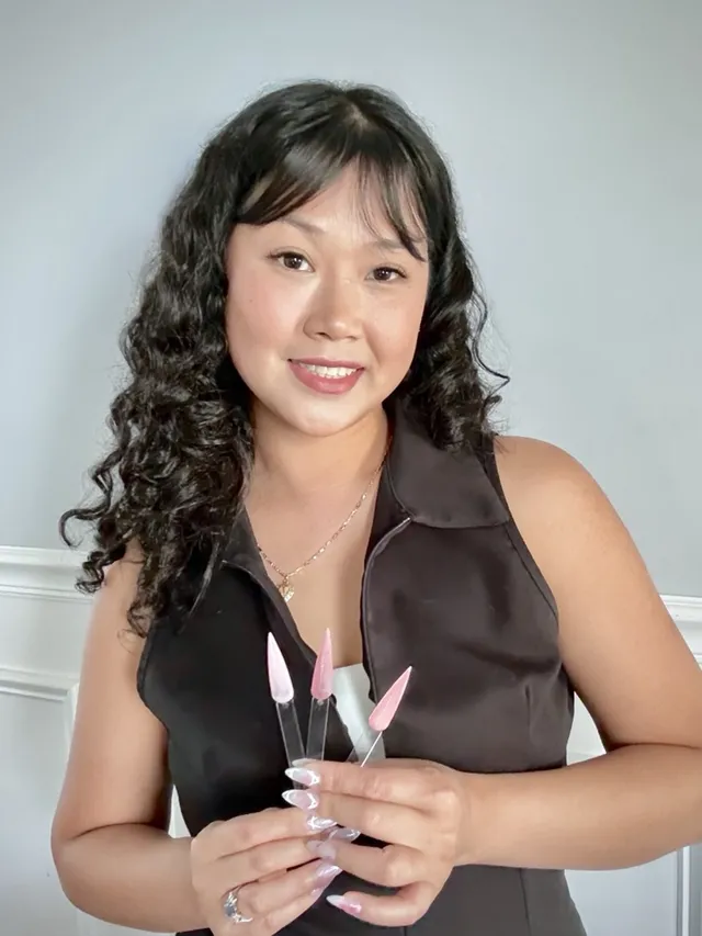 Linda Son of NaelBaer Nail Studio in Suite 9